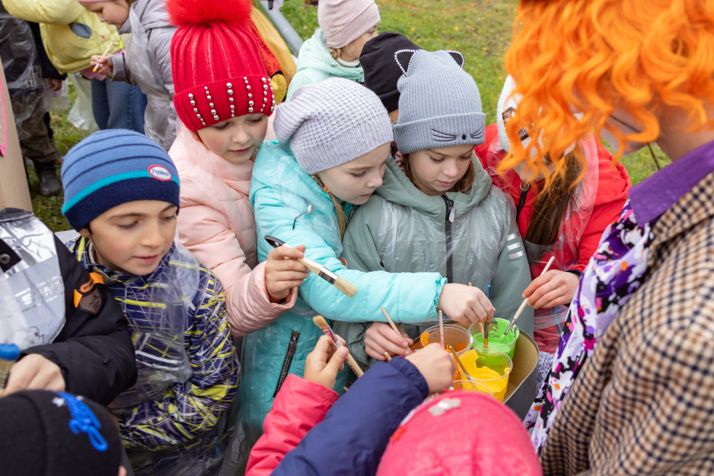 Арт-шоу "Краски" Арт-шоу "Краски"